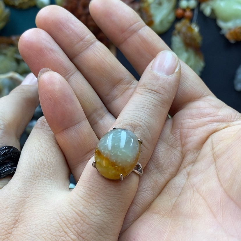 【闪购商品】蛇纹石玉戒指未镶嵌