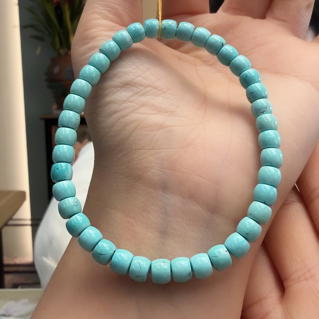 绿松石未镶嵌颈饰