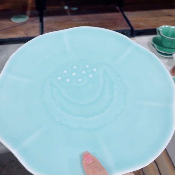 青瓷哈哈哈哈哈哈哈哈