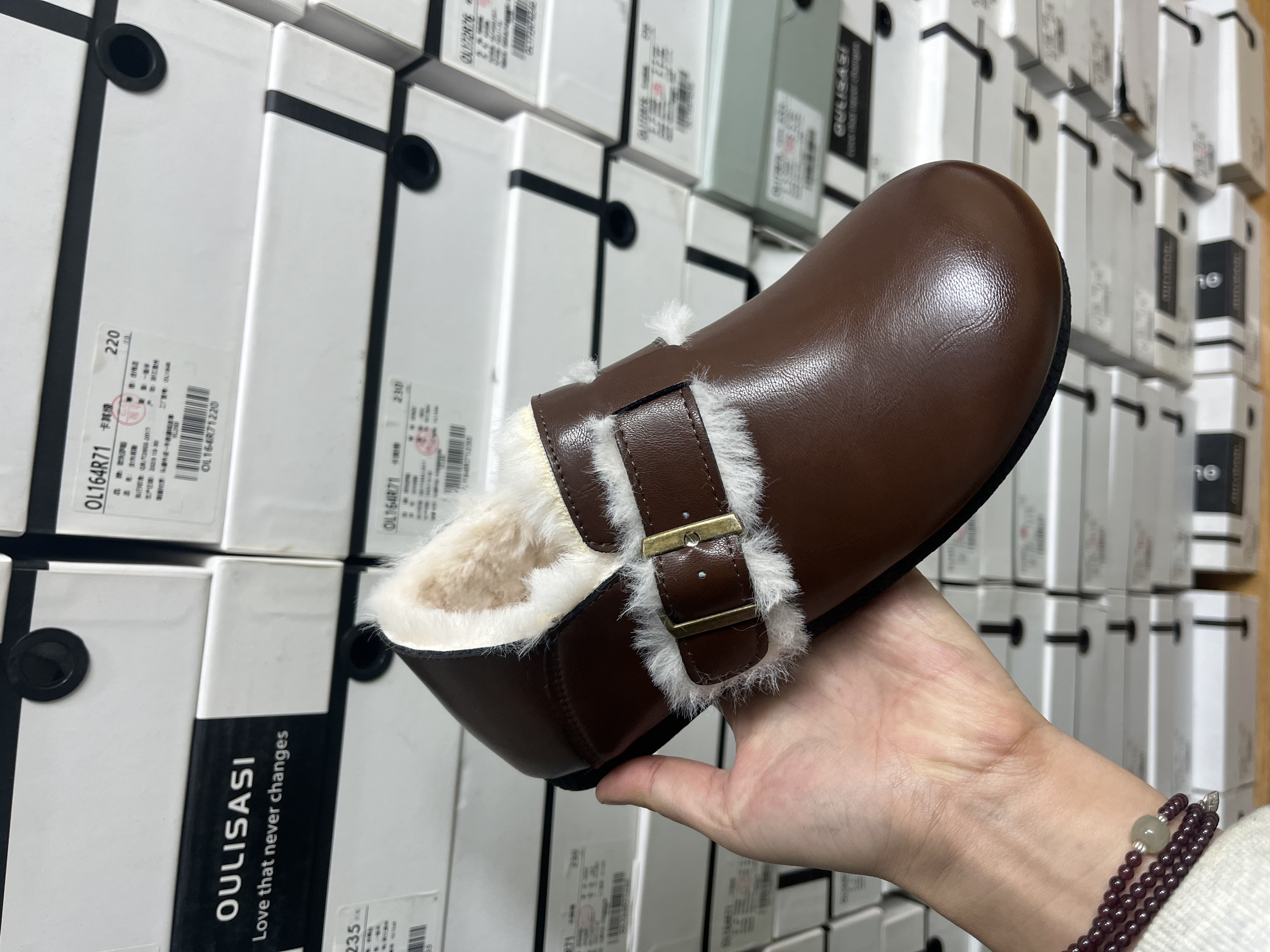 编号【301-400】休闲板鞋秋季春秋防滑夏季板鞋运动鞋女士