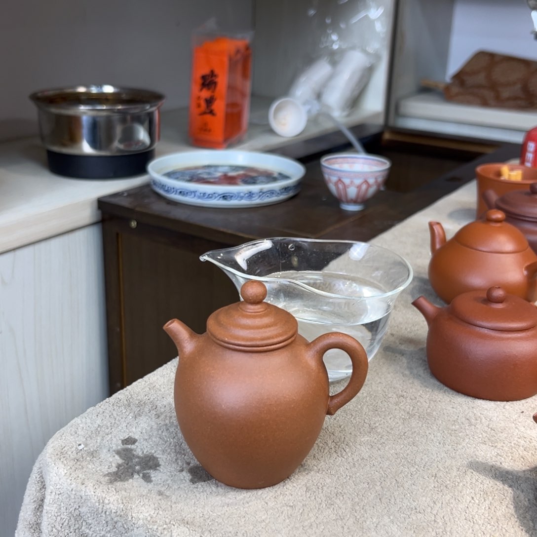 紫砂茶壶丛*?紫砂壶等