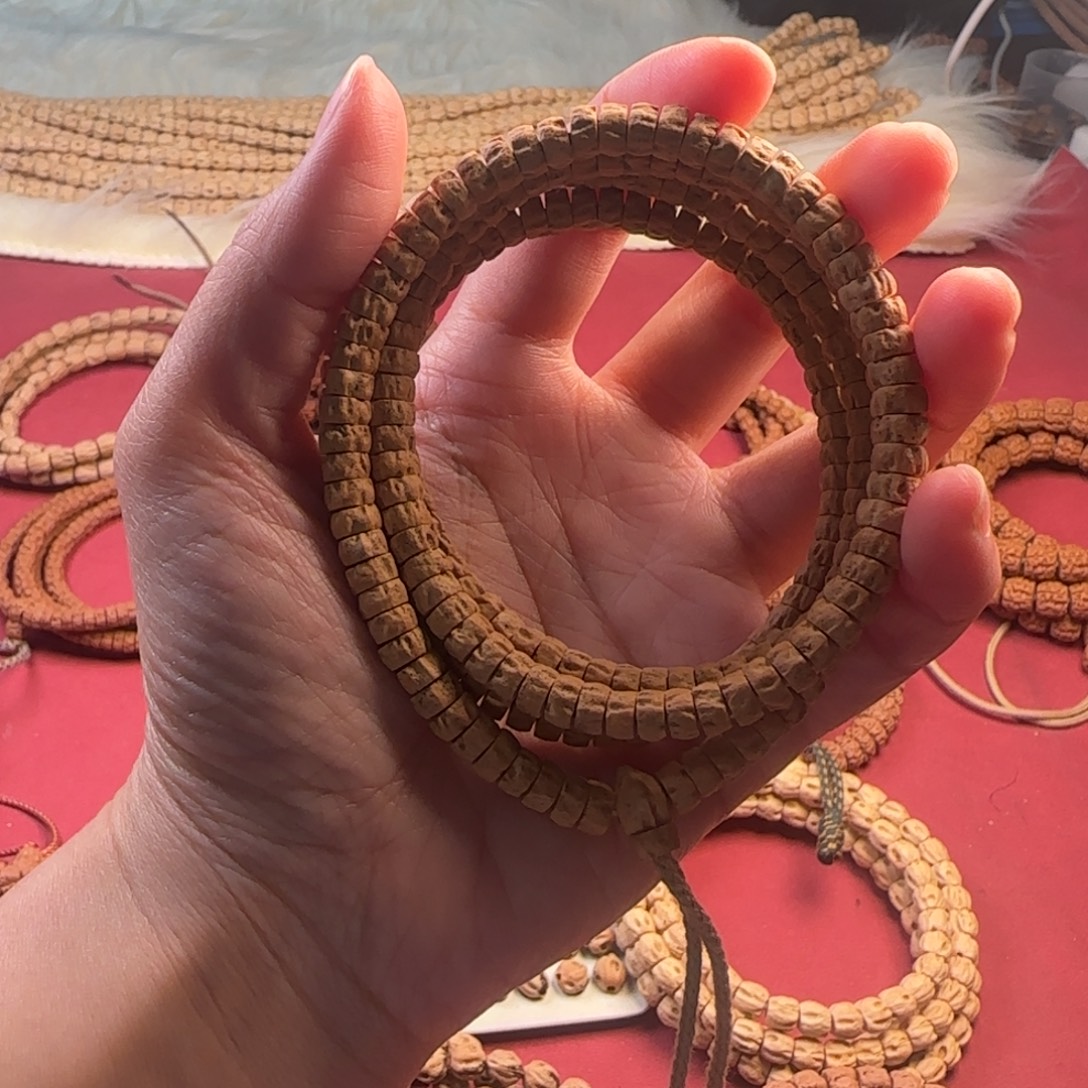 吊坠柏香籽/百香籽多棱药片