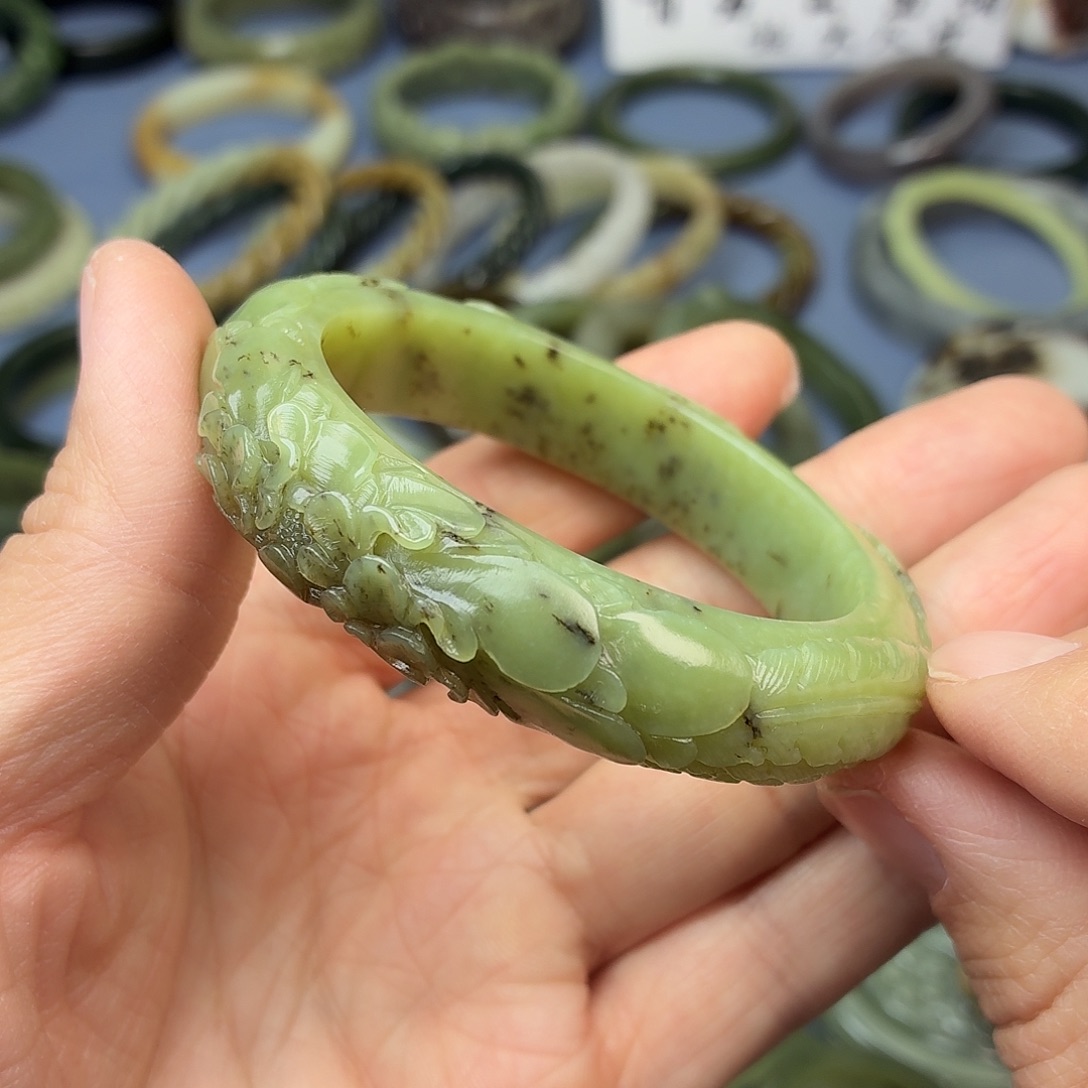 和田玉（糖玉）未镶嵌手镯003圈口55.2mm凤凰牡丹镯