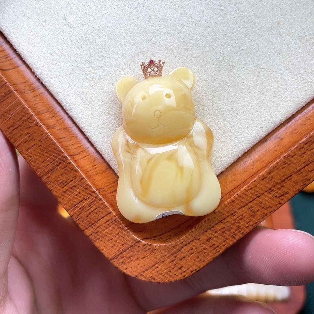 琥珀裸石未镶嵌蜜蜡