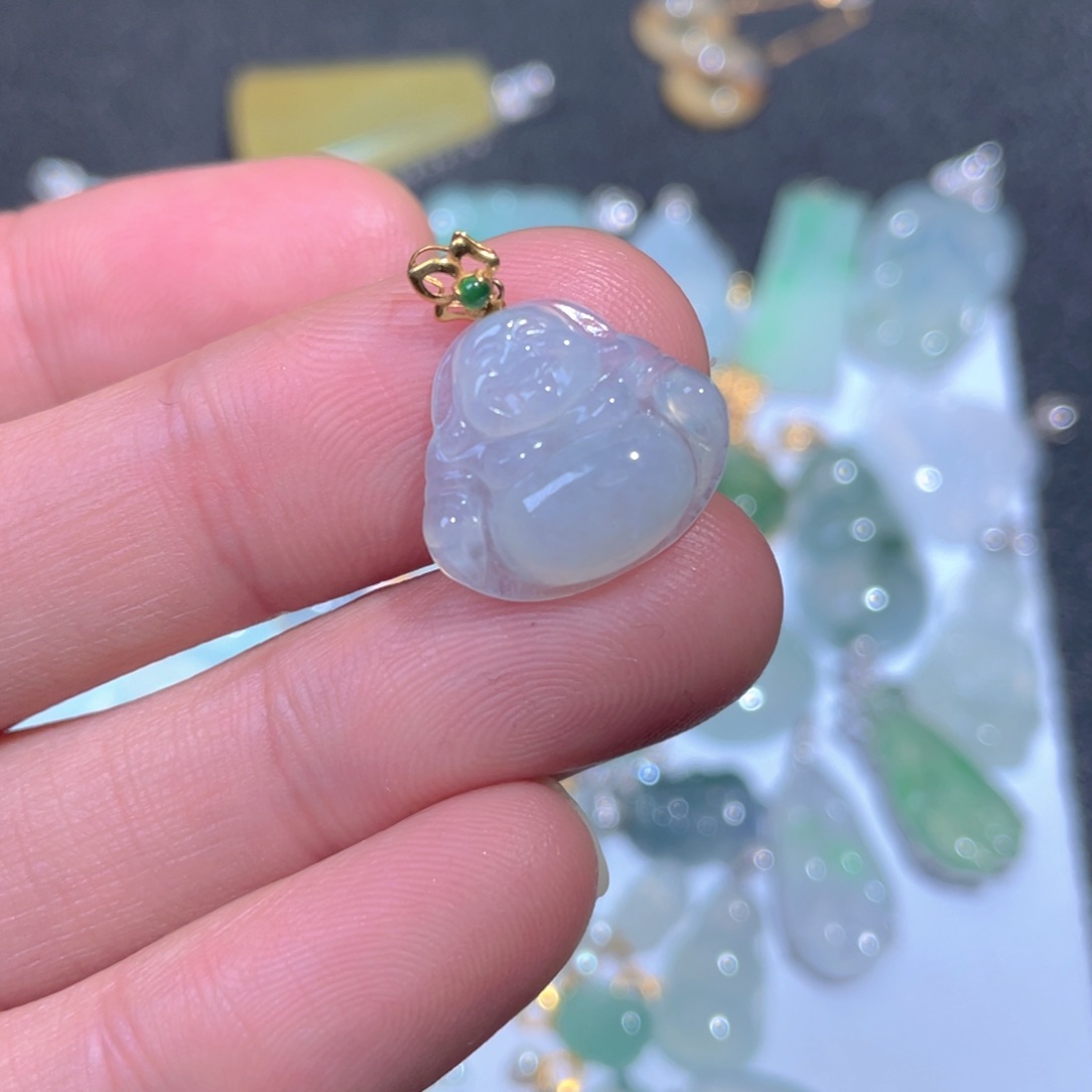 翡翠颈饰18K金镶嵌翡翠