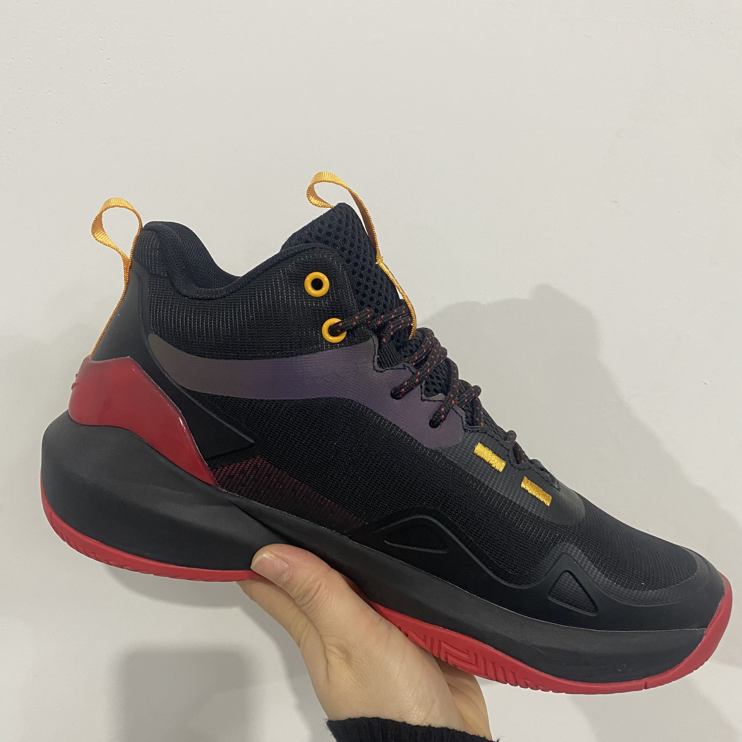 库存外贸通勤慢跑休闲时尚百搭跑步运动男女鞋（部分微瑕）