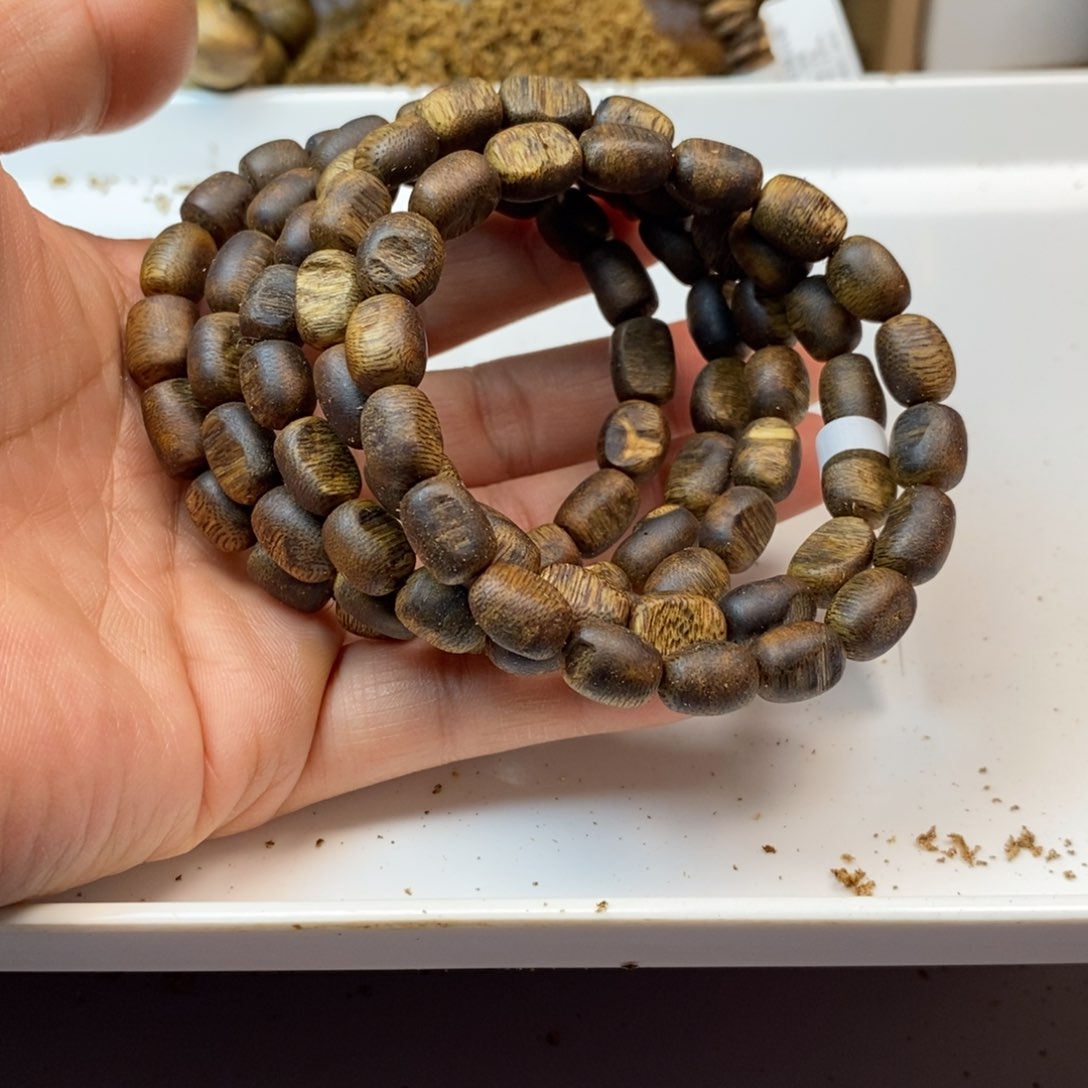 沉香手串绿棋楠多样性发货1条