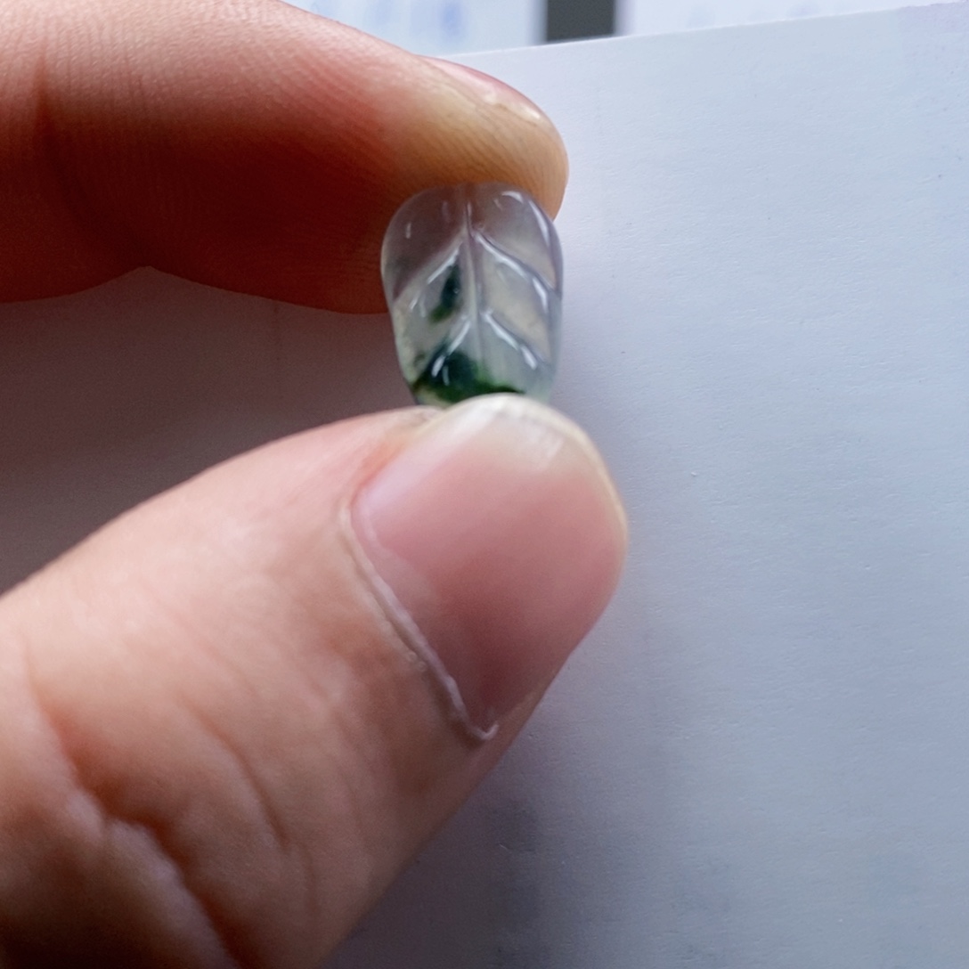 翡翠未镶嵌挂件挂件