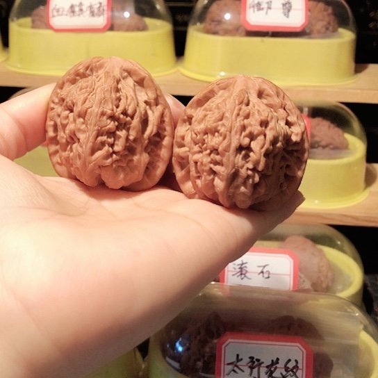 文玩核桃把件大望月