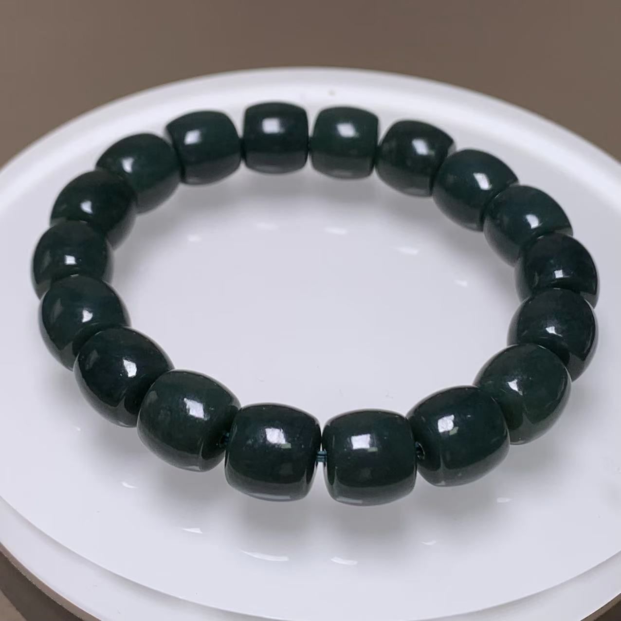 F446海川拍卖和田玉手串