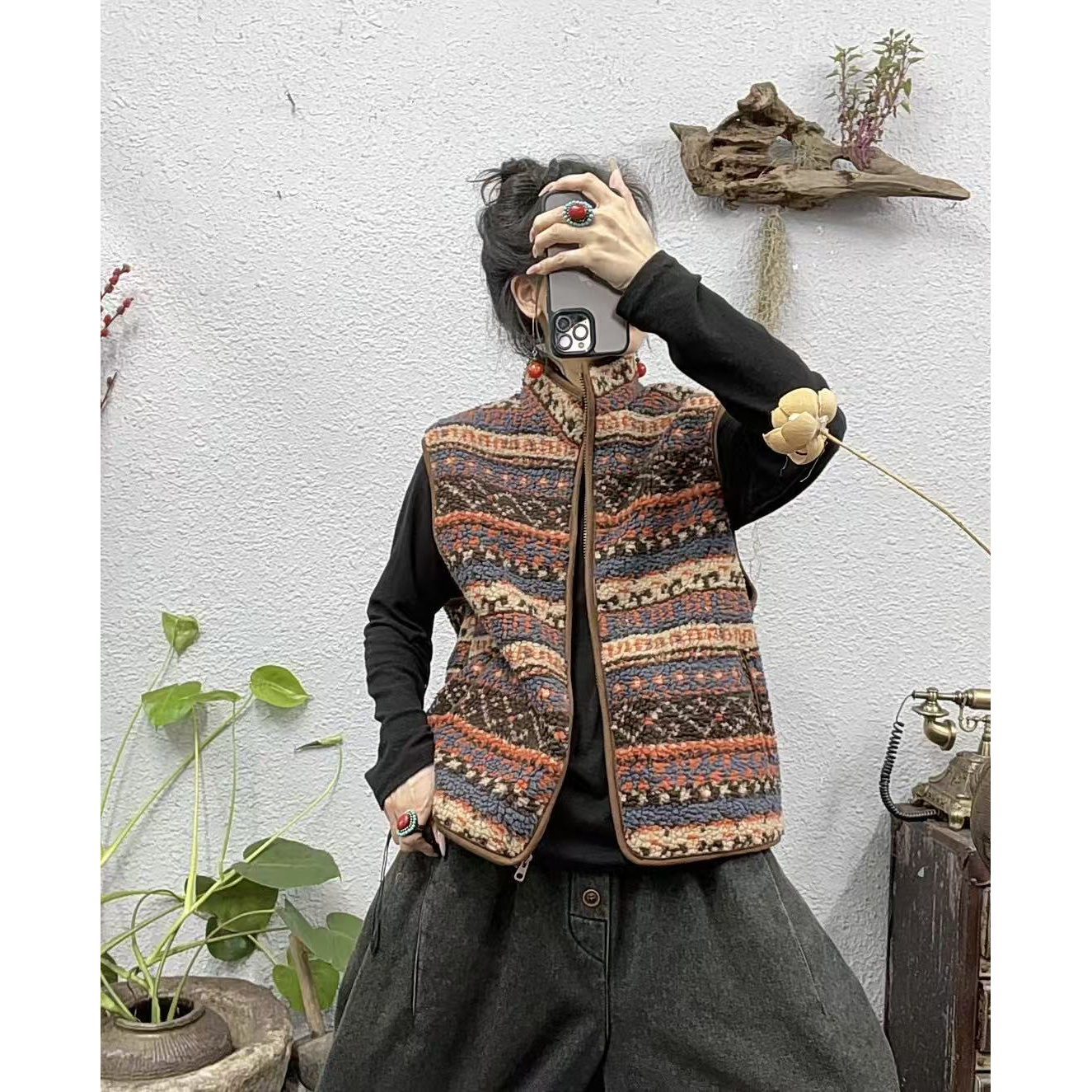 605高领复古加毛花纹拉链马甲（长62胸围116