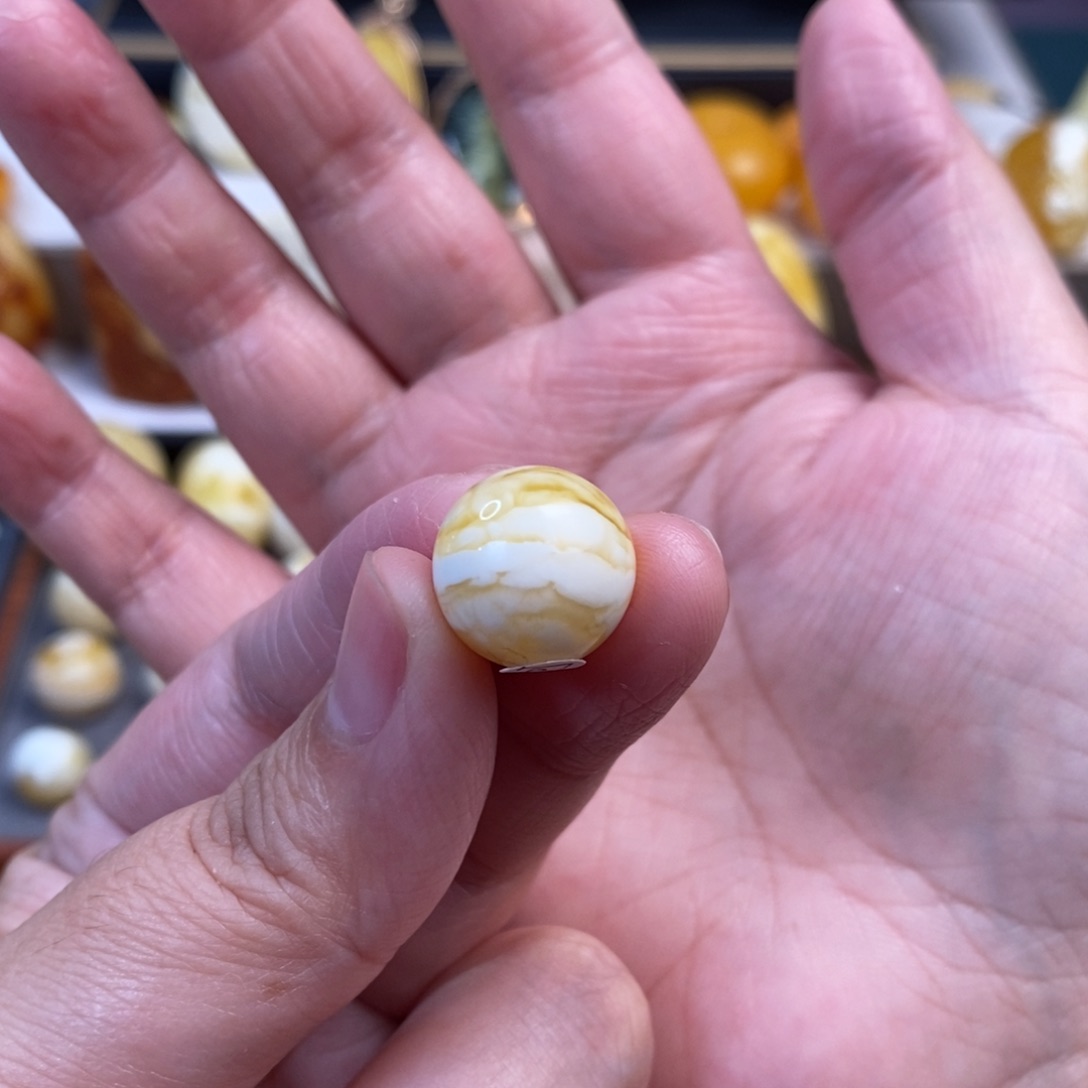 柠***萌未镶嵌蜜蜡裸石瓷白虎皮纹圆珠14