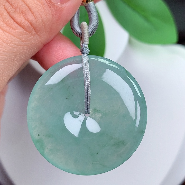 颈饰未镶嵌翡翠平安扣 35.5x5.9mm