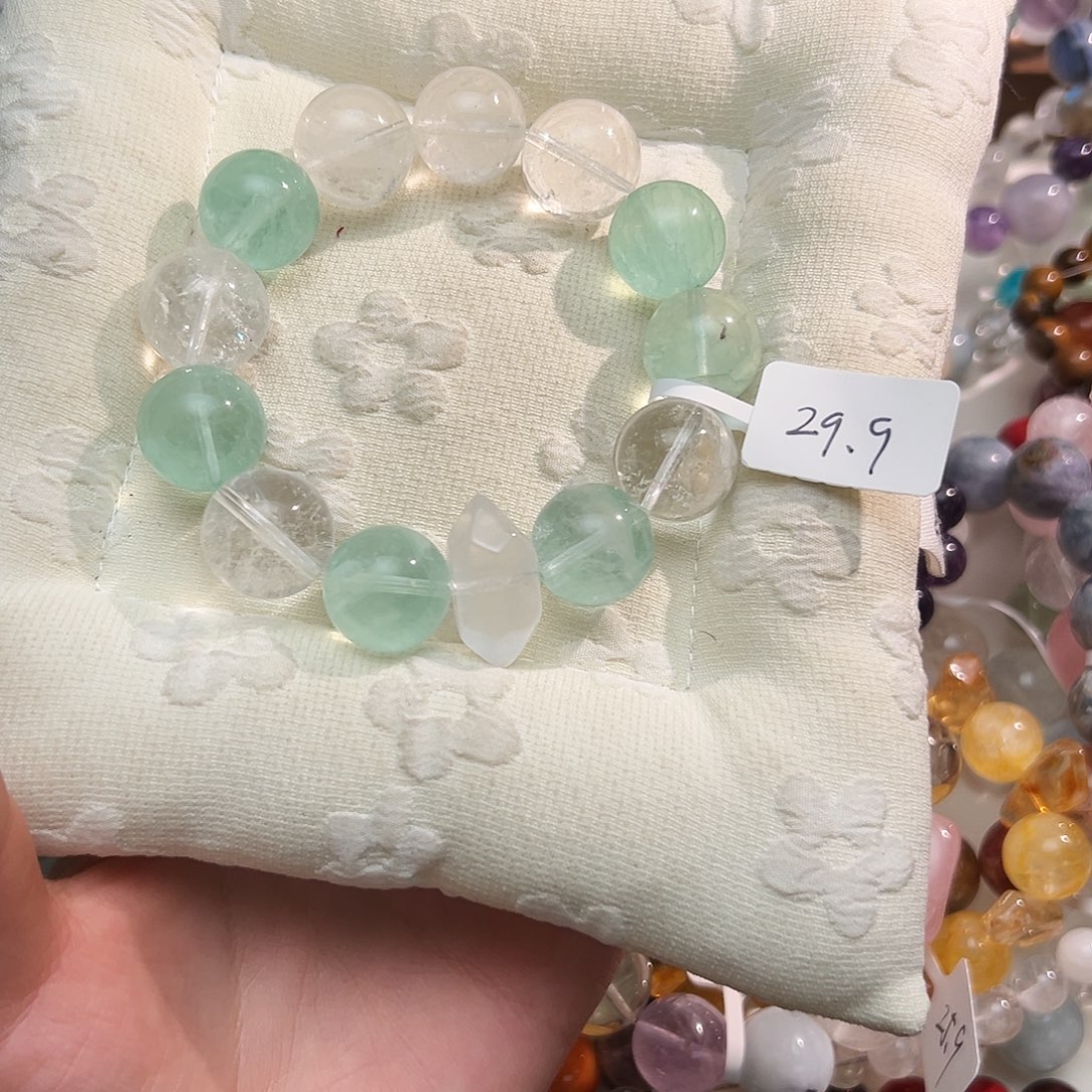 银S925镶嵌烟晶手链薄荷