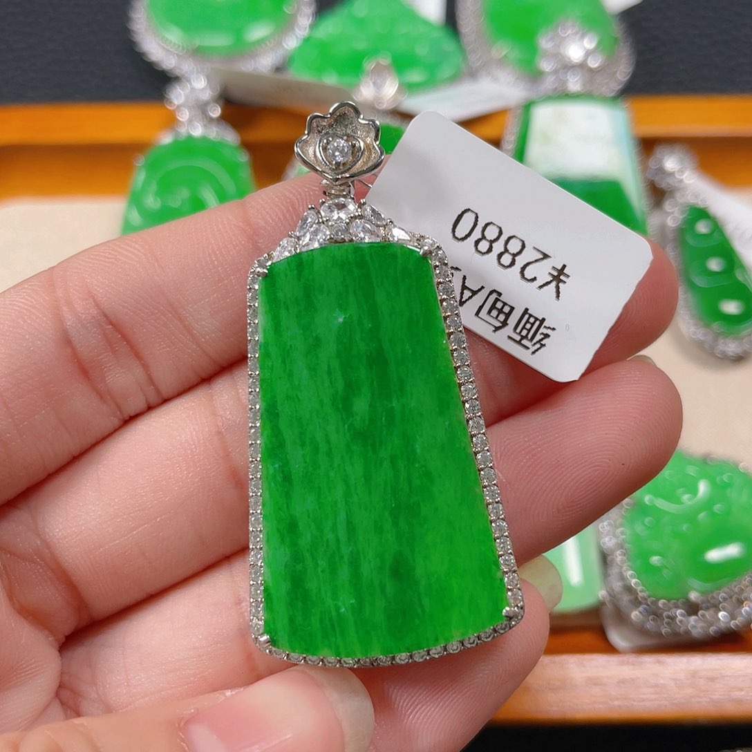 【闪购商品】翡翠吊坠(不含链)银S925镶嵌