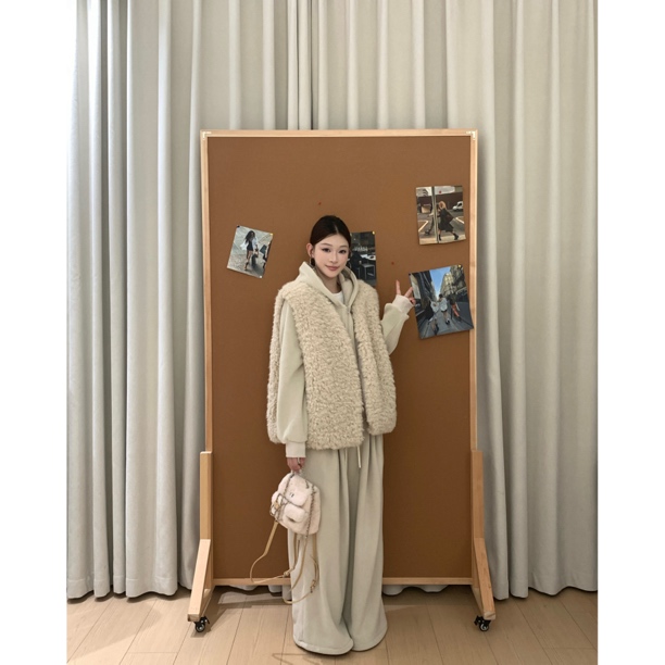 毛毛马甲- 质感环保毛毛百搭夹棉保暖马甲AWY（1awy1509#）11-25