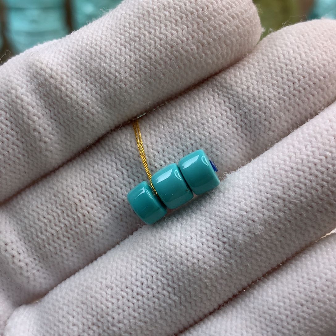 绿松石珠宝玉石未镶嵌