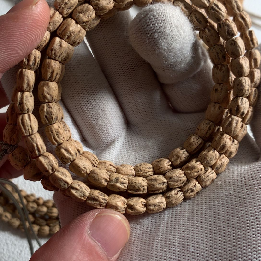 九***尔柏香籽/百香籽吊坠