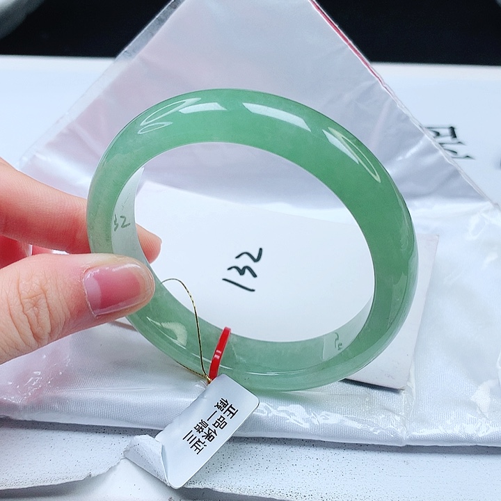 翡翠手镯未镶嵌缅甸天然a货手镯56