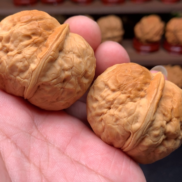 文玩核桃吊坠麒麟元宝