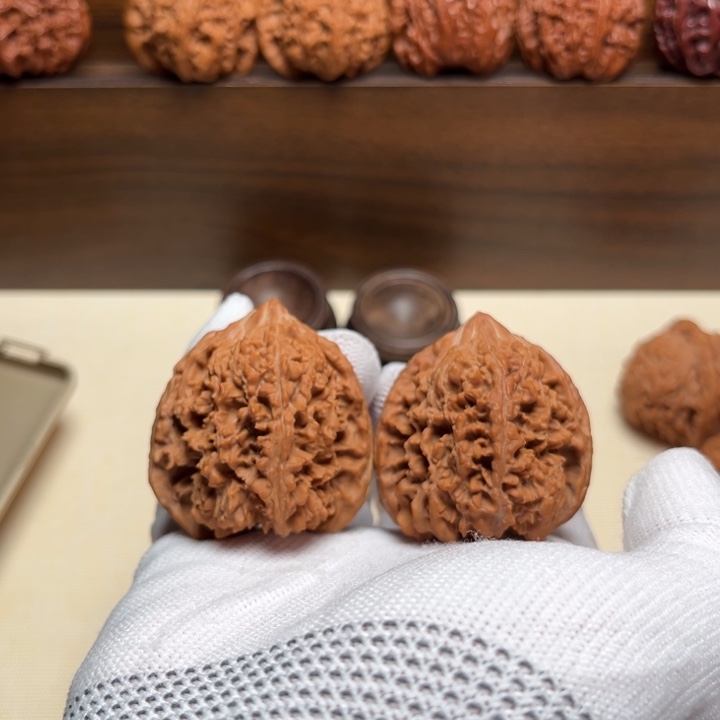 把件文玩核桃满天星