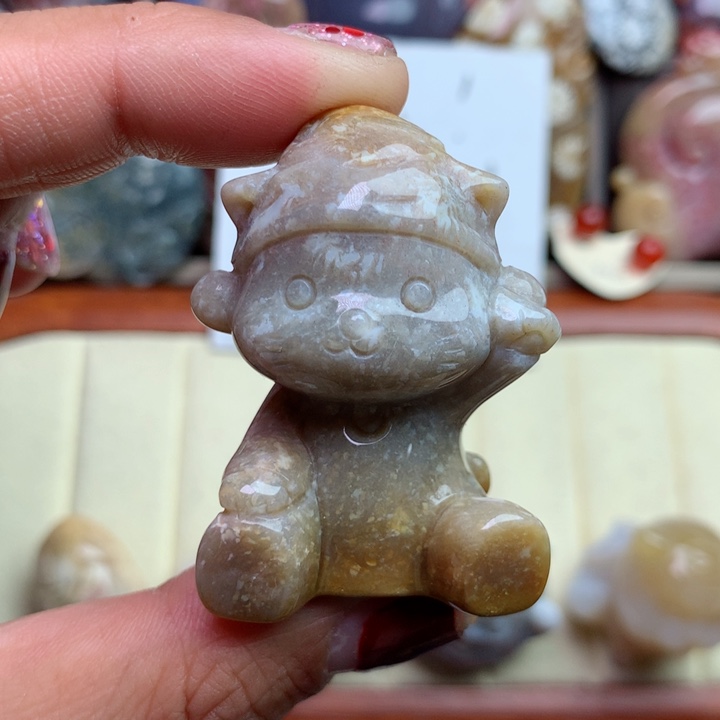 硅化珊瑚（珊瑚玉）颈饰未镶嵌