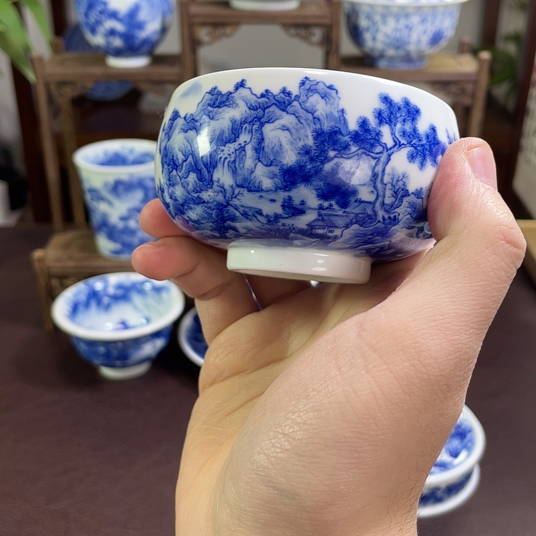 ****陶纯手工手绘重工山水