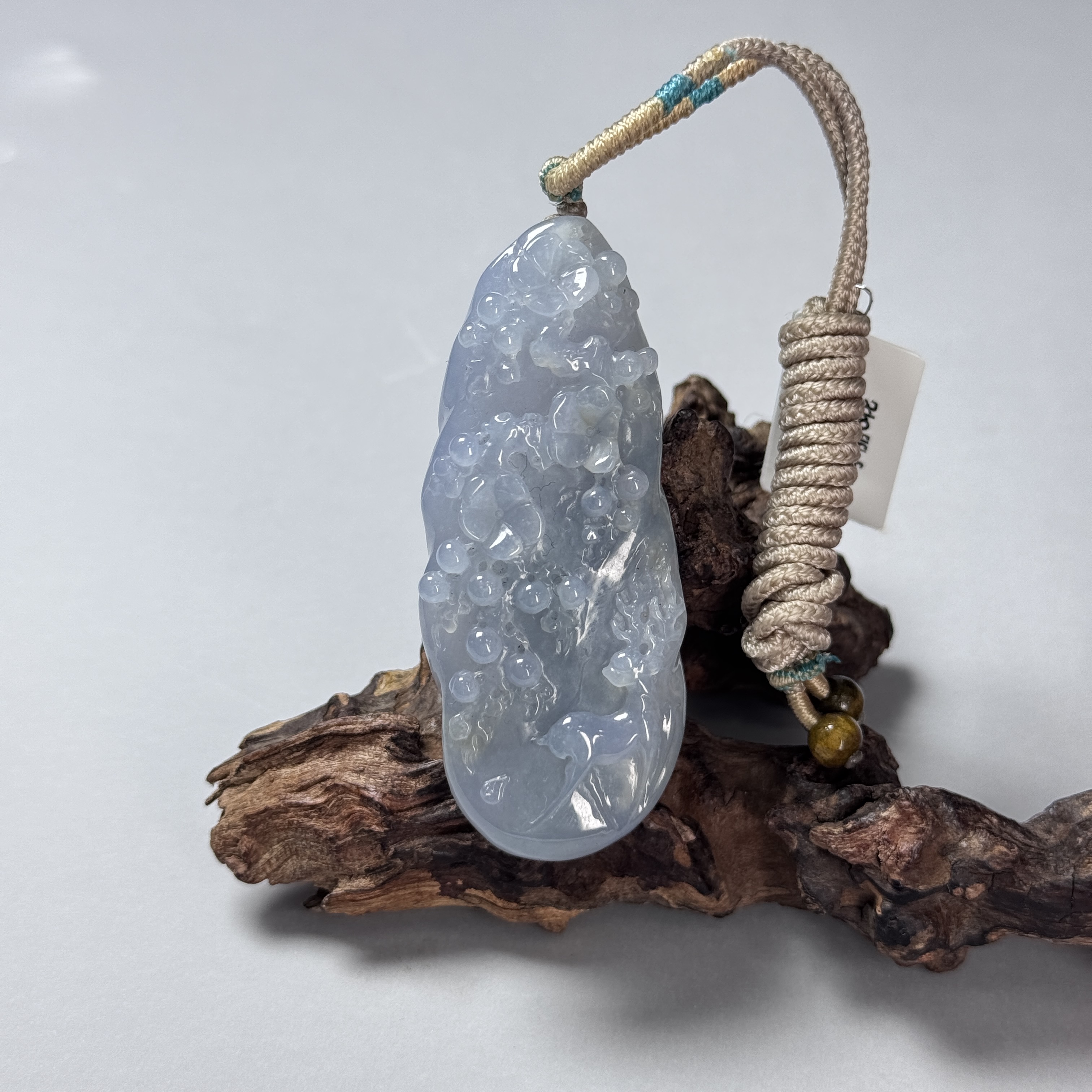 【诚翠拍品第一百一十二期午】翡翠97吊坠LLi6069