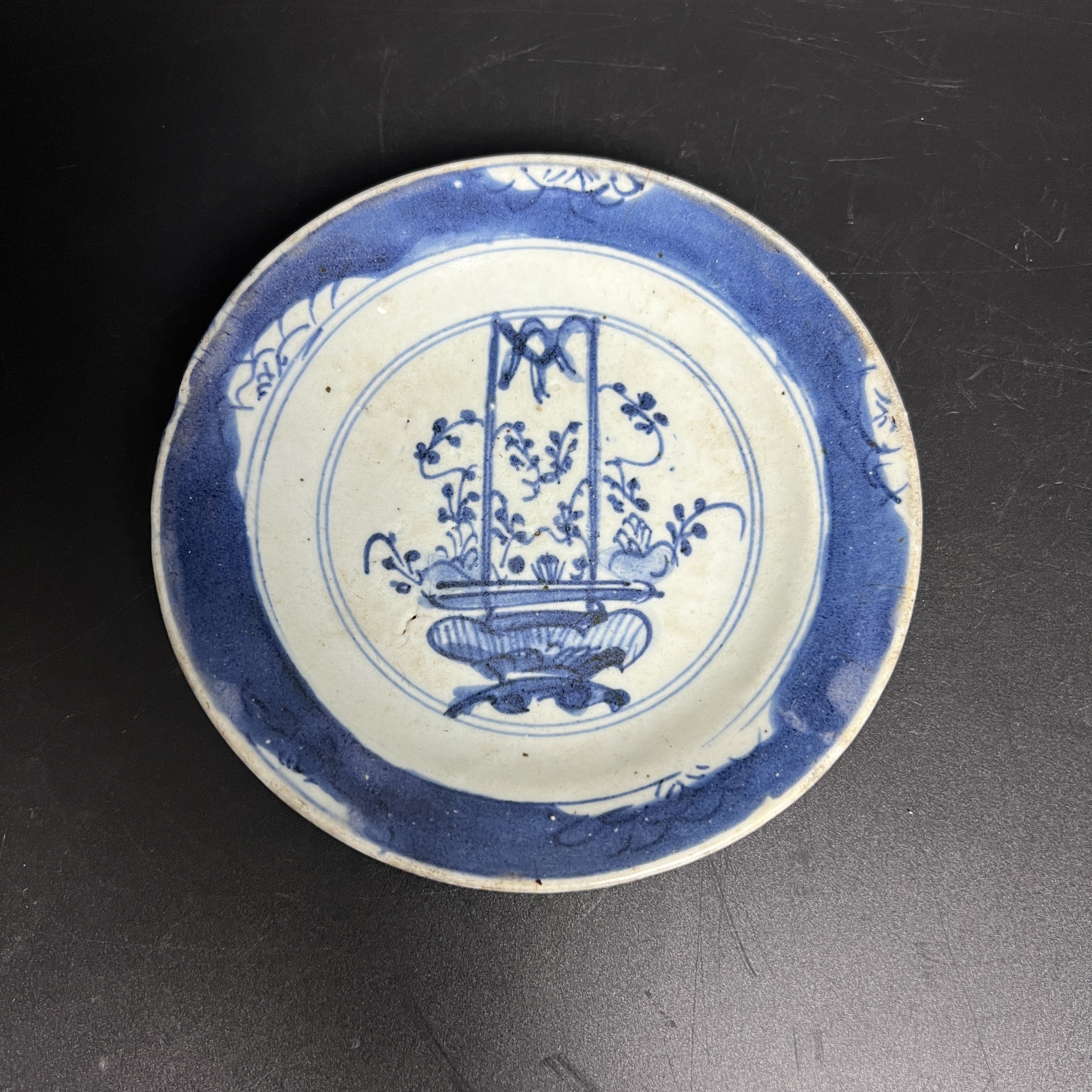 TC 01078 清早期 青花花篮纹盘