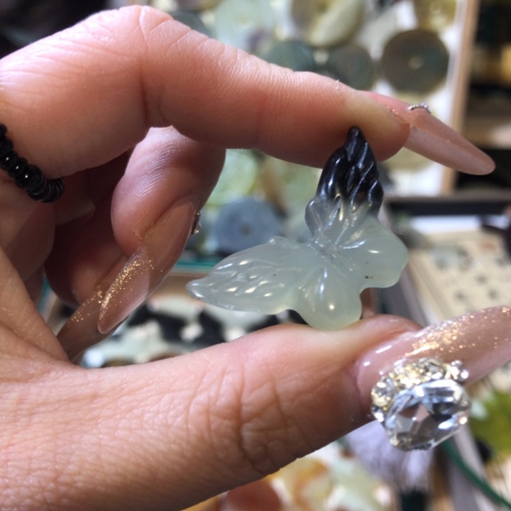 岫玉岫玉挂件未镶嵌