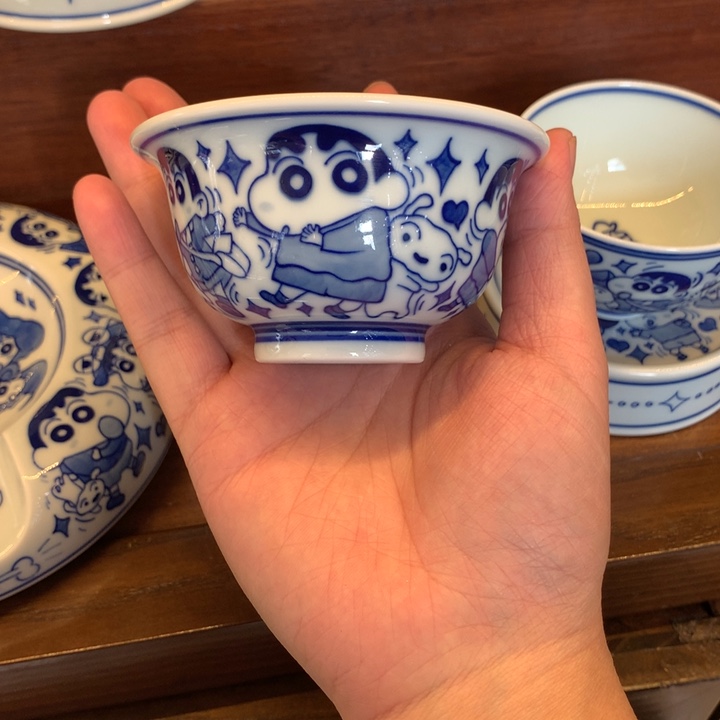 特价蜡笔小新压手杯198号