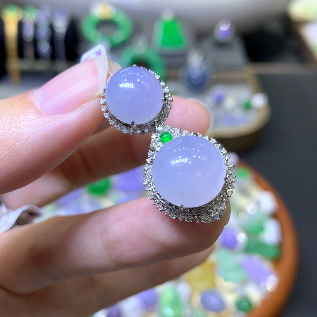 【闪购商品】翡翠颈饰18K金镶嵌翡翠吊坠项链