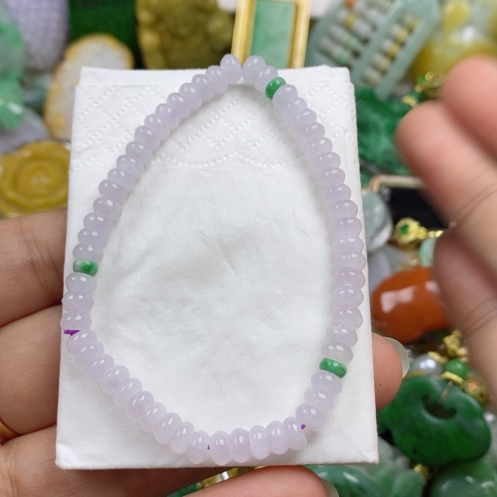 翡翠吊坠(赠链)未镶嵌