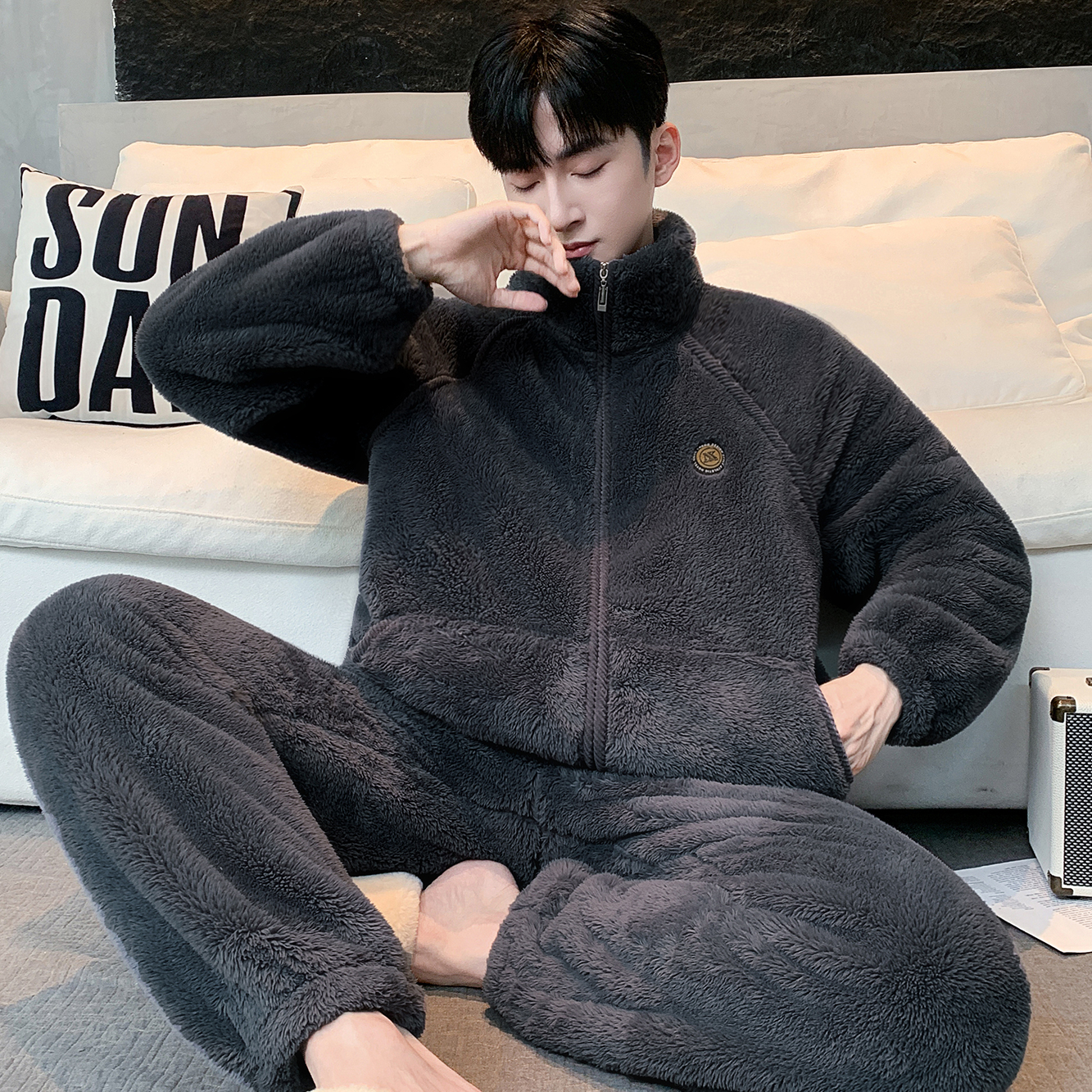珊瑚绒睡衣男士秋冬季长袖大码宽松法兰绒家居服套装加厚加绒保暖