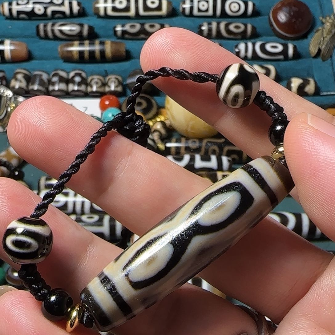 玛瑙/玉髓颈饰合金