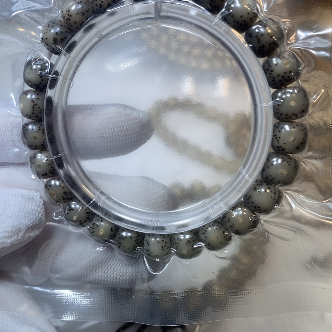 星月菩提吊坠9.8灰冰果冻单圈