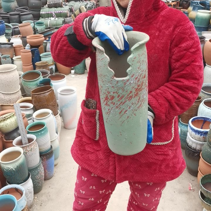 红陶口17高42瑕疵