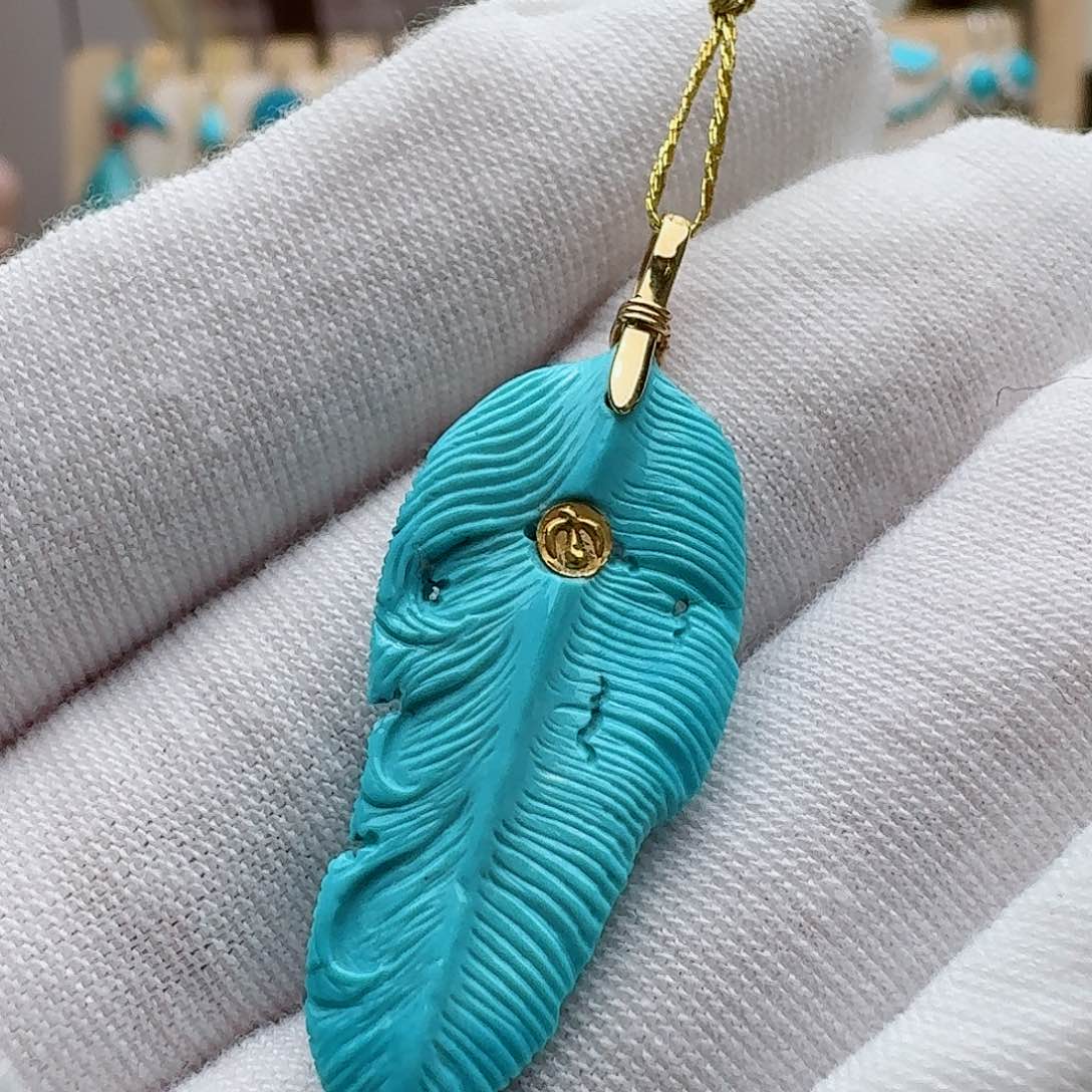 绿松石珠宝奇石18K金镶嵌