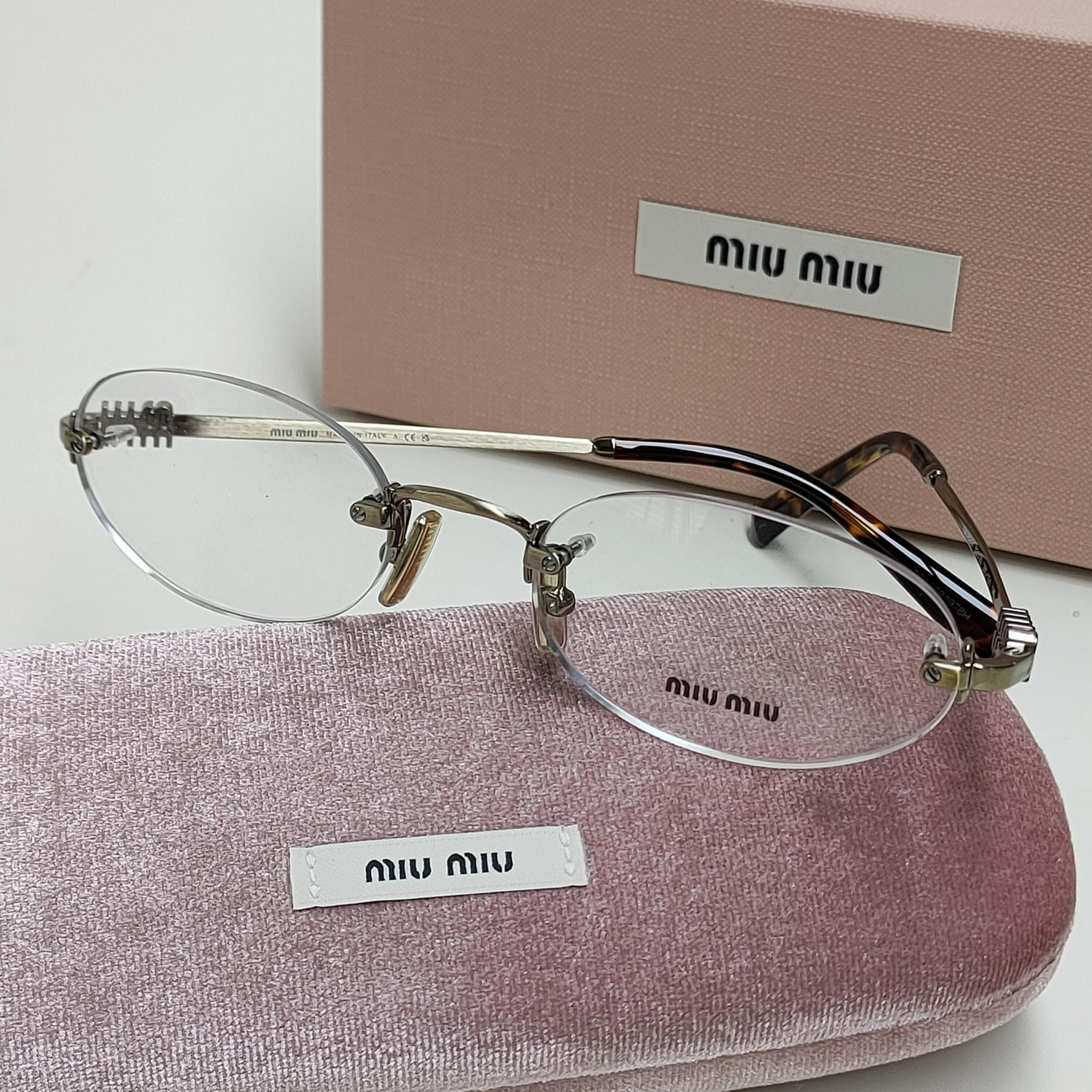 未使用 MIU MIU/缪缪 深玳瑁色VMU53W/53无框书呆子平光镜/45874