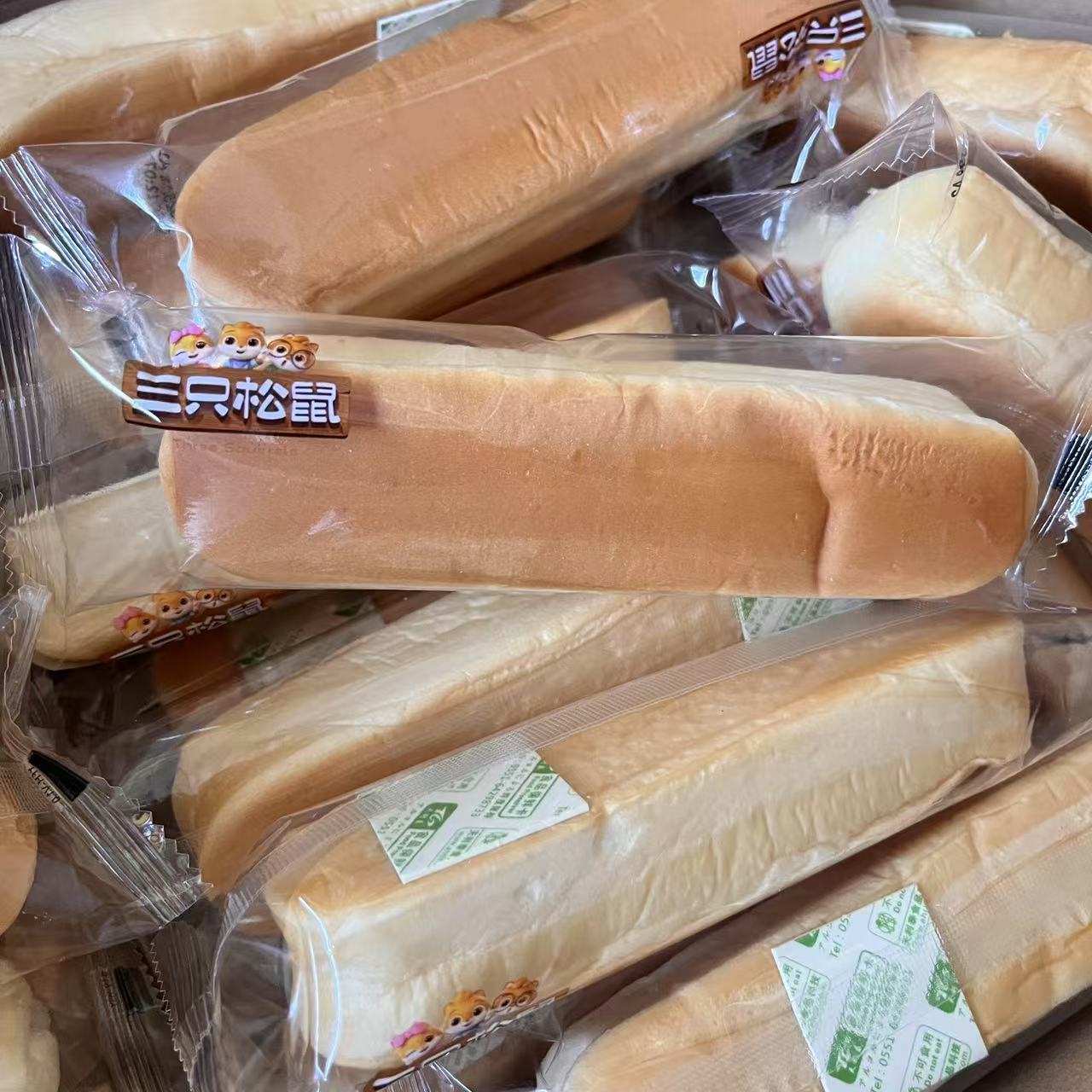 三只松鼠水牛乳蛋白棒即食早餐零食小吃