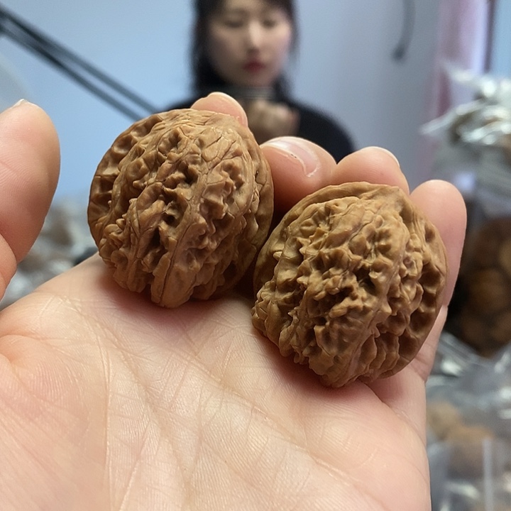 文玩核桃把件32.5翻天印小众