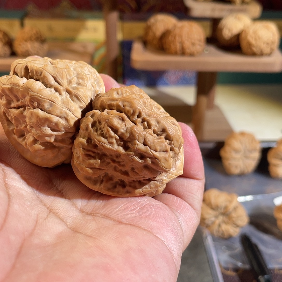 这***葱文玩核桃把件三s级1013