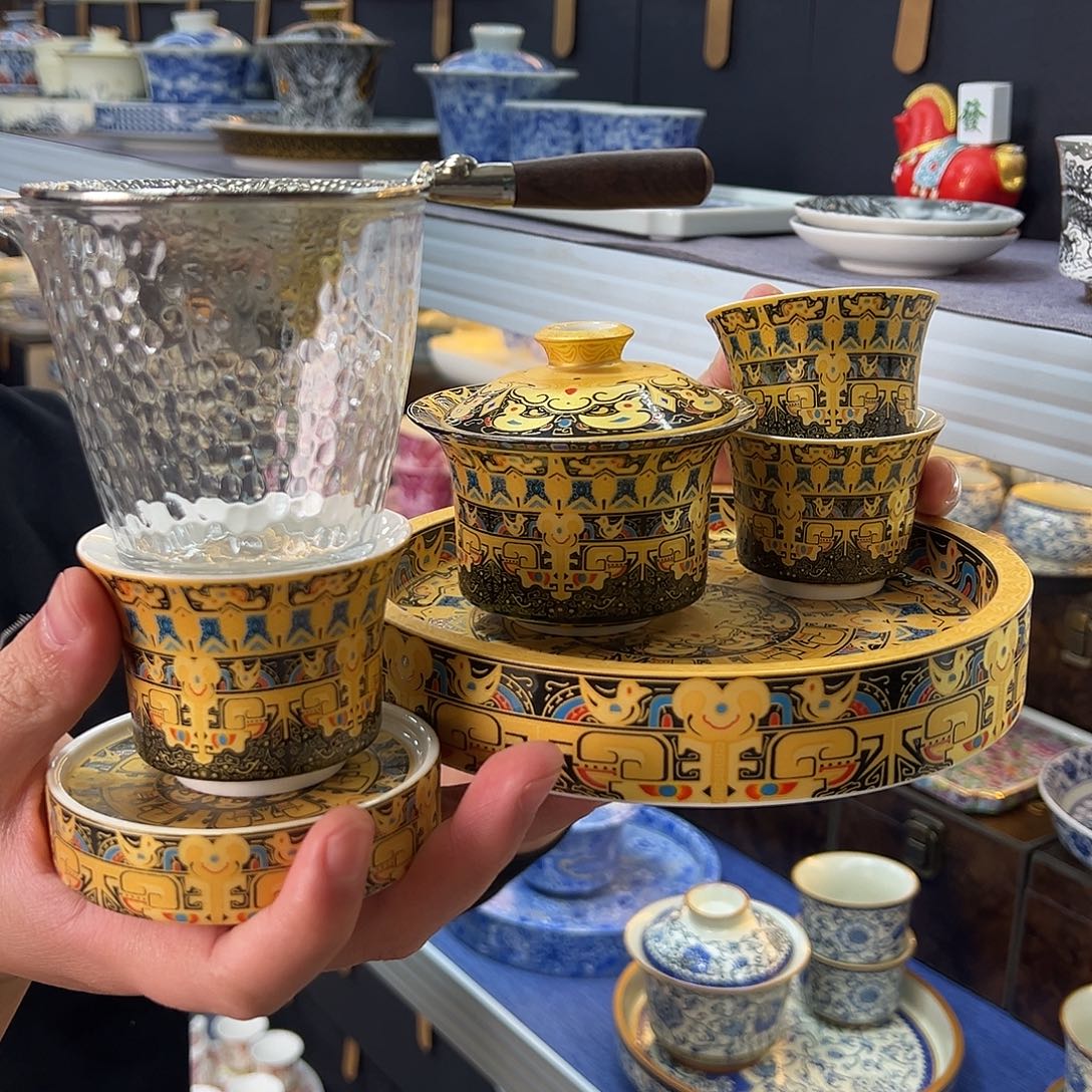 我们的目标是成为一个优秀的人