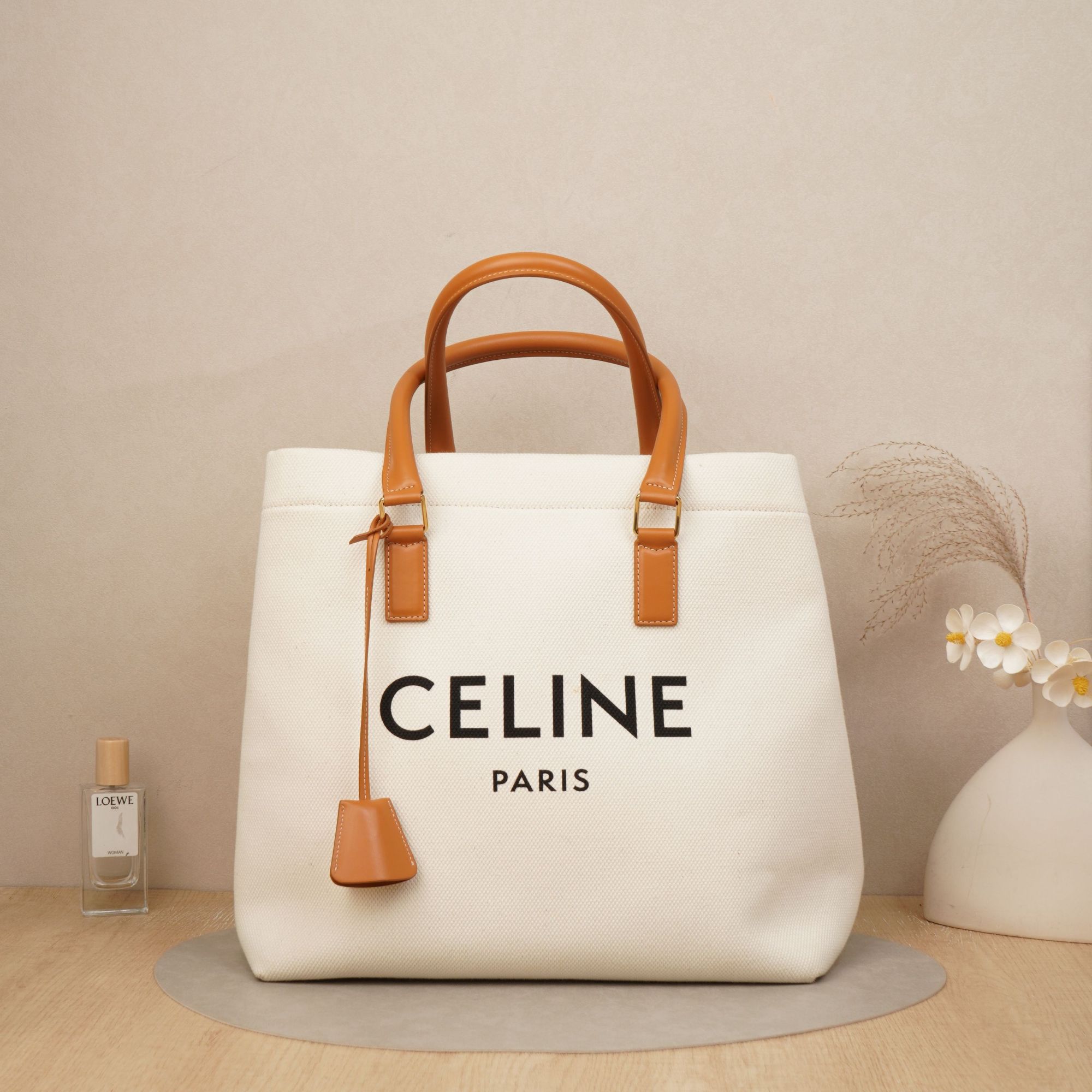 95新 Celine/思琳 赛琳cabas竖款托特购物袋米白色帆布/DS045918