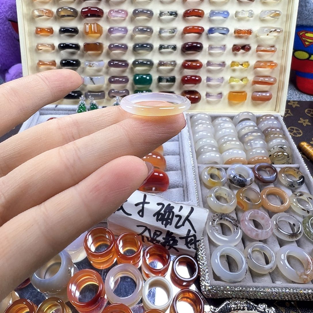 玛瑙/玉髓未镶嵌戒指B6不退换19.2港21