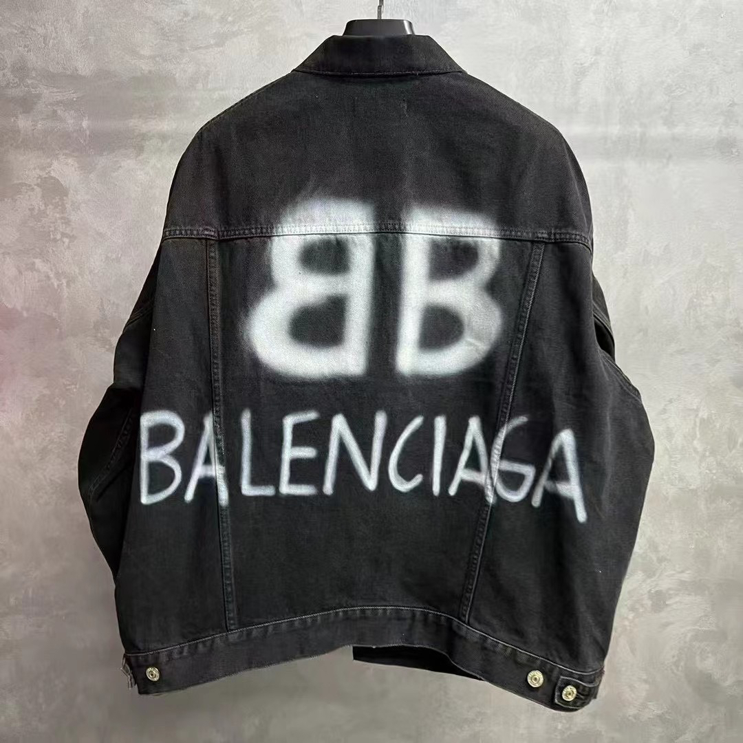 全新未使用 Balenciaga/巴黎世家 黑色纯色涂鸦单排牛仔外套/S码