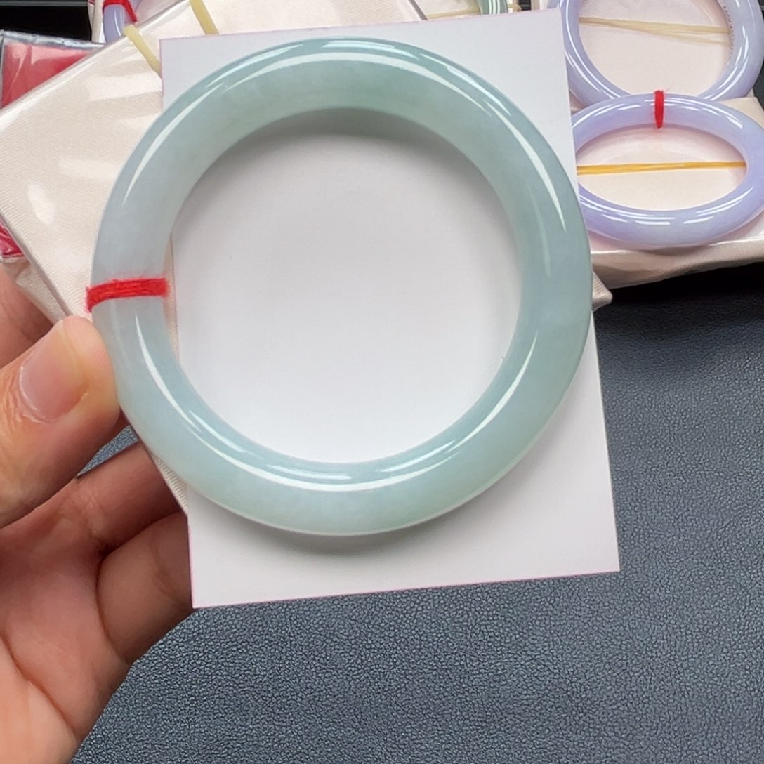 翡翠未镶嵌手镯手镯