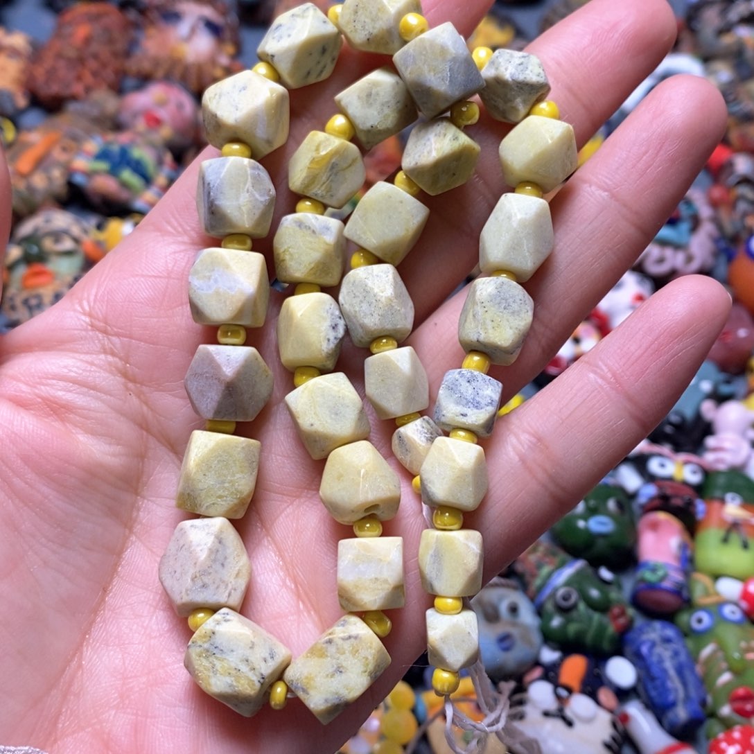 琉璃颈饰印度尼西亚链子