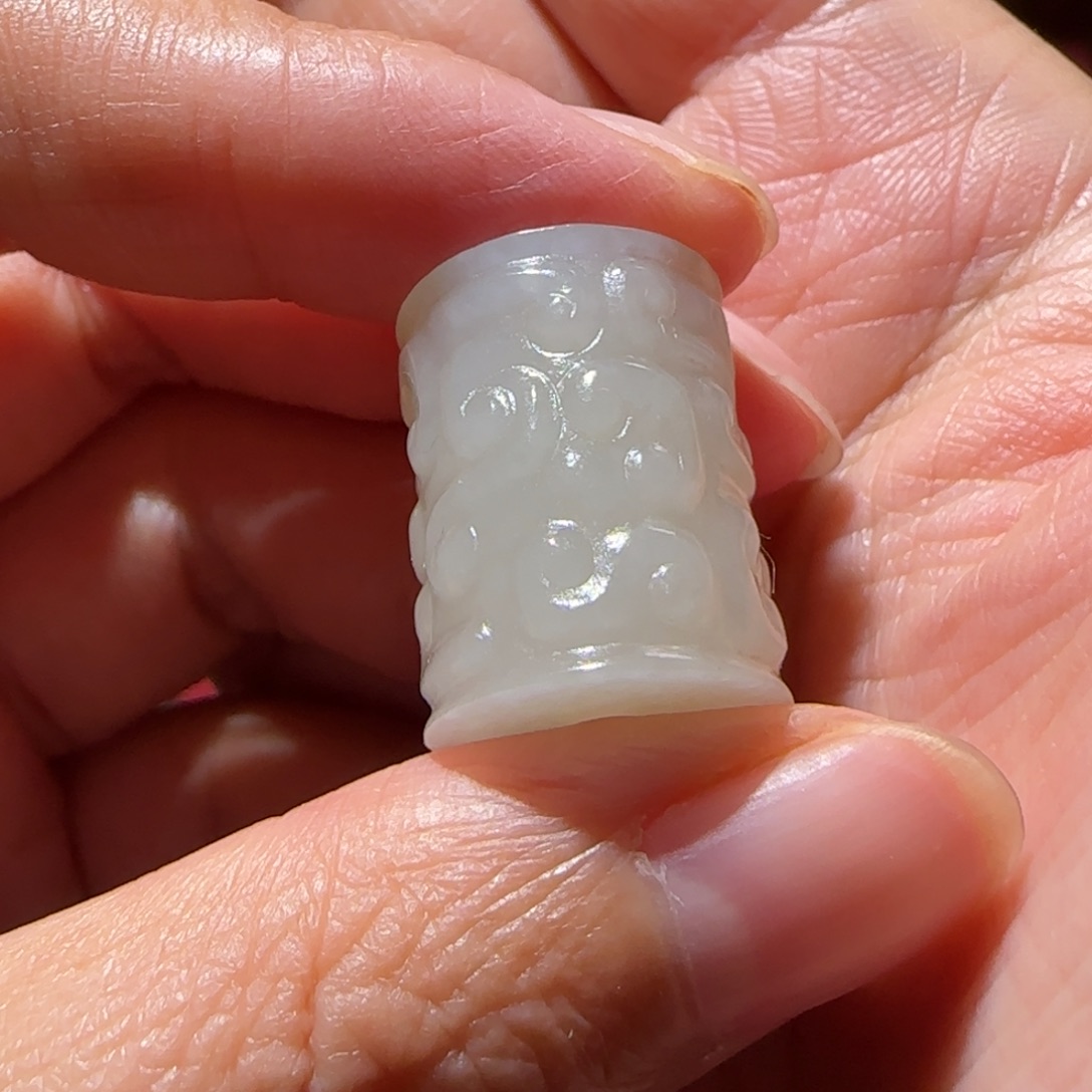 和田玉挂件未镶嵌明***?