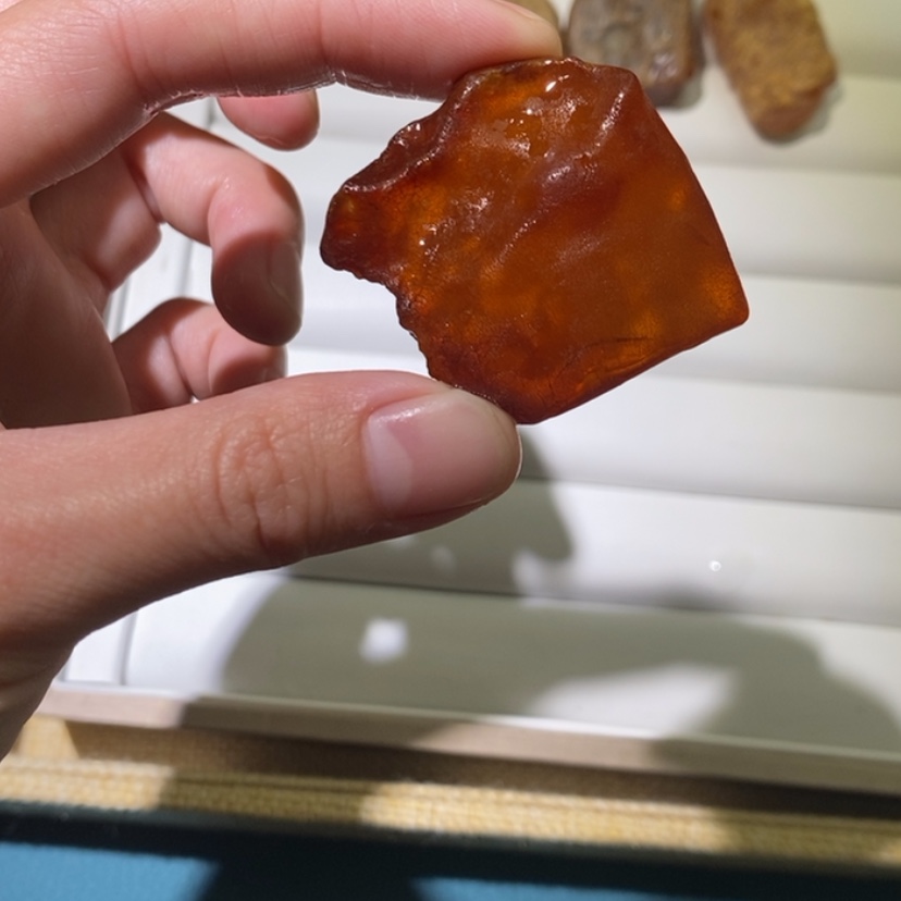 【闪购商品】琥珀珠宝奇石未镶嵌